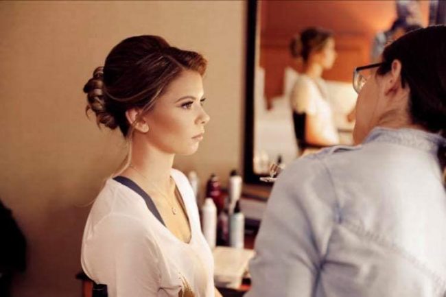 how to choose a wedding makeup artist and hairstylist